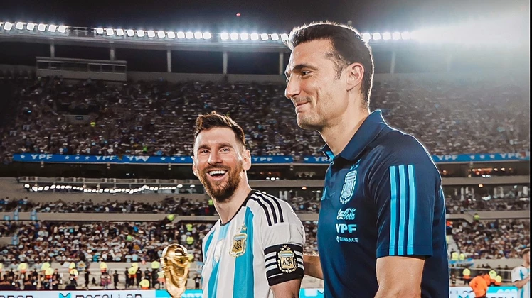Todos los ojos del mundo fútbol miran hacia Funes: Messi y Scaloni se reúnen este jueves 